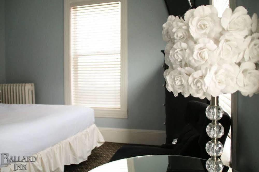 Ballard Inn Seattle Bagian luar foto